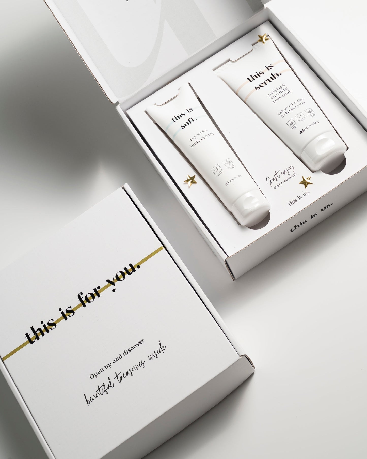 This is Us kadoset scrub + soft