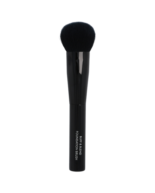 Maria Akerberg | buff & blend foundation brush